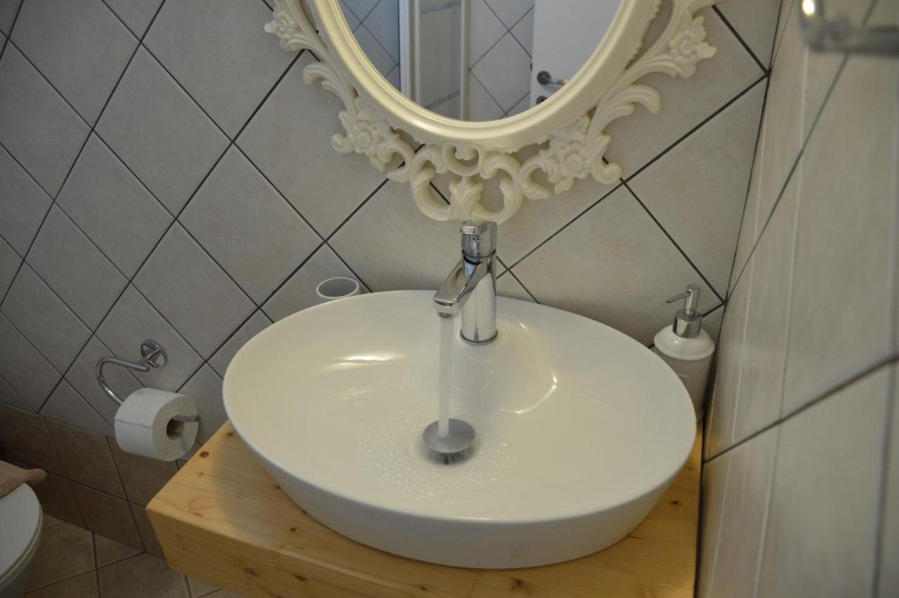 Cute Studio In Milos Tripiti Ngoại thất bức ảnh