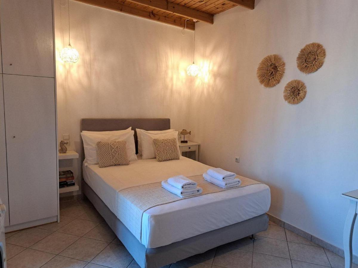 Cute Studio In Milos Tripiti Ngoại thất bức ảnh